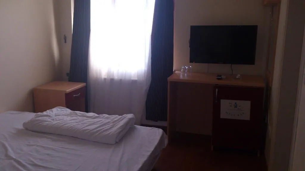 Penguen Hotel Istanbul