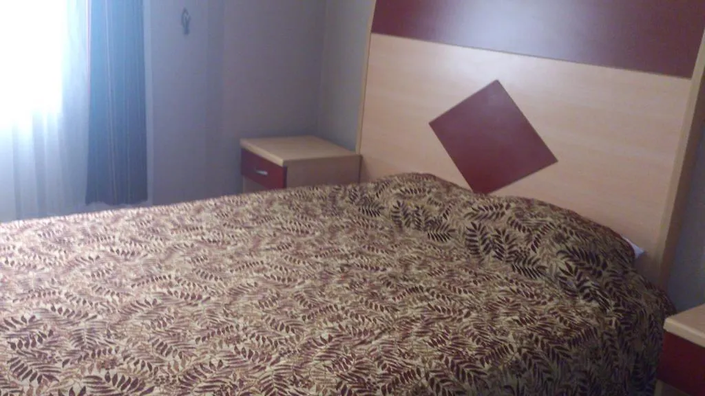 ***  Penguen Hotel Istanbul Turkey